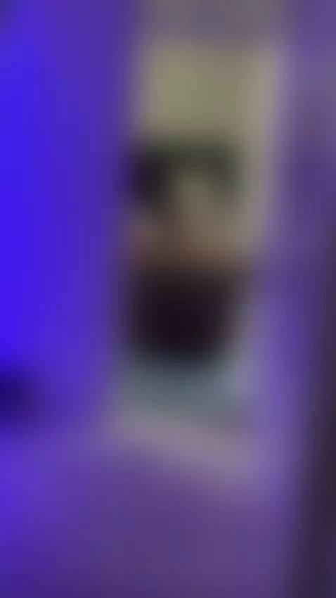 Shhh… no hagas ruido, solo mira lo que hago cuando creo que ... by laynorross