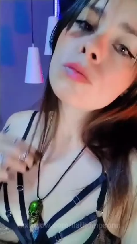 I love my new lingerie, it makes me feel so submissive, so d... by liathompsonn