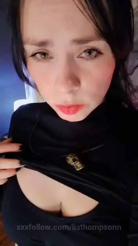 Come and let's enjoy my pantyhose and want to masturbate you... by liathompsonn