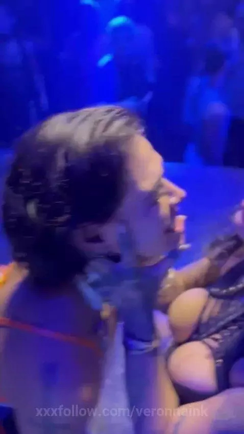 sapatation, lesbian, fetish by veronnaink