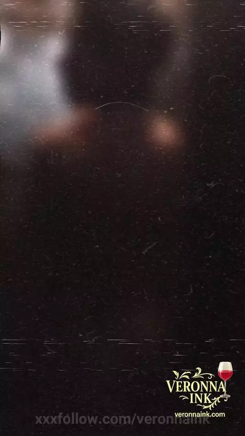 Come take a bath with me...
Find me there. https://veronnain... by veronnaink