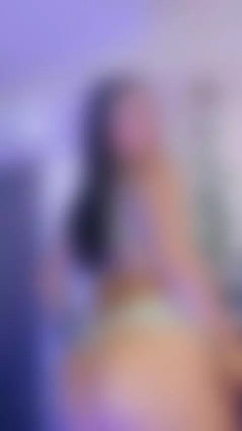 come see my livehot by arianarousem01