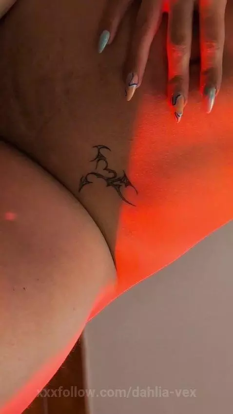 My body is red 🥵🫦 by dahlia-vex