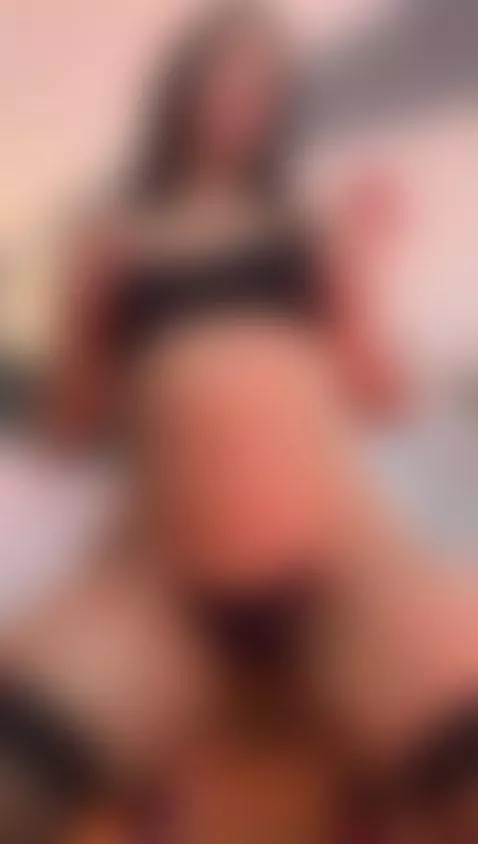 a sexy girl by bellafernandez