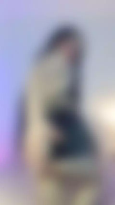 who likes to see and the sound of latex by miaamy