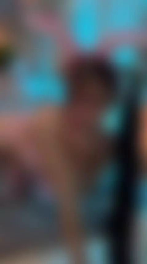 This bunny wants your carrot....follow me🔥 by miaamy