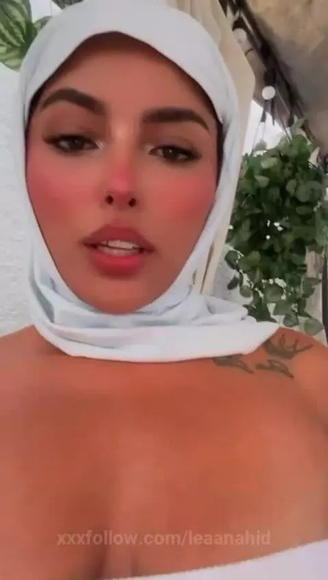 a cup of coffe by leaanahid