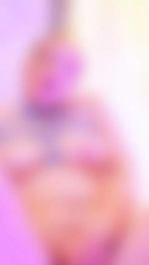 I like to feel pleasure when my pussy stroked by aliceblackx1