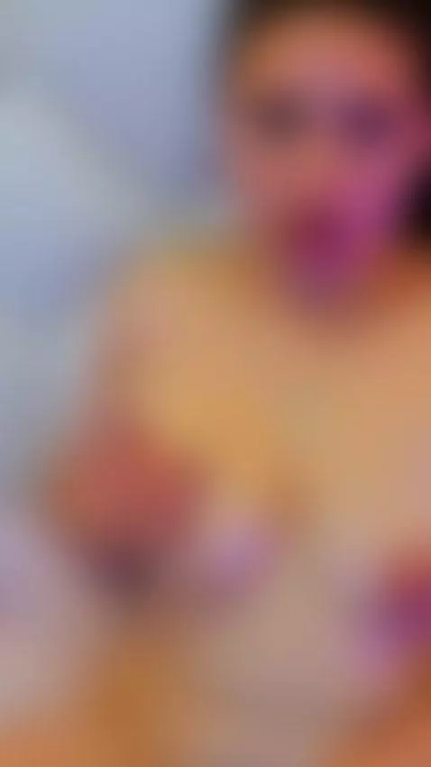 I need your fingers inside me  by aliceblackx1