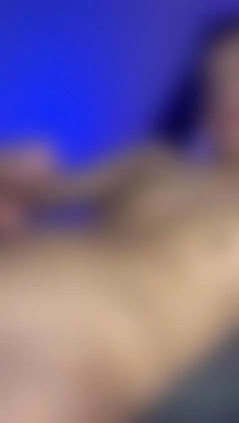 quieres masturbarme hasta que me hagas explotar? estoy en li... by jacobmodel