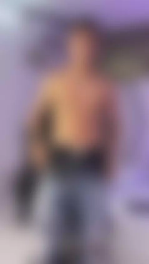 Quiero que vengas a explorar cada centimetro de mi cuerpo y ... by jacobmodel