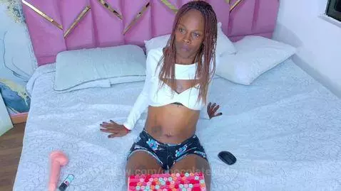 A lil tease to get me horny 🔥 by chocolatekinkymilf