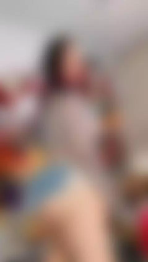 a sexy girl waiting for you on my stream! by medakawaai