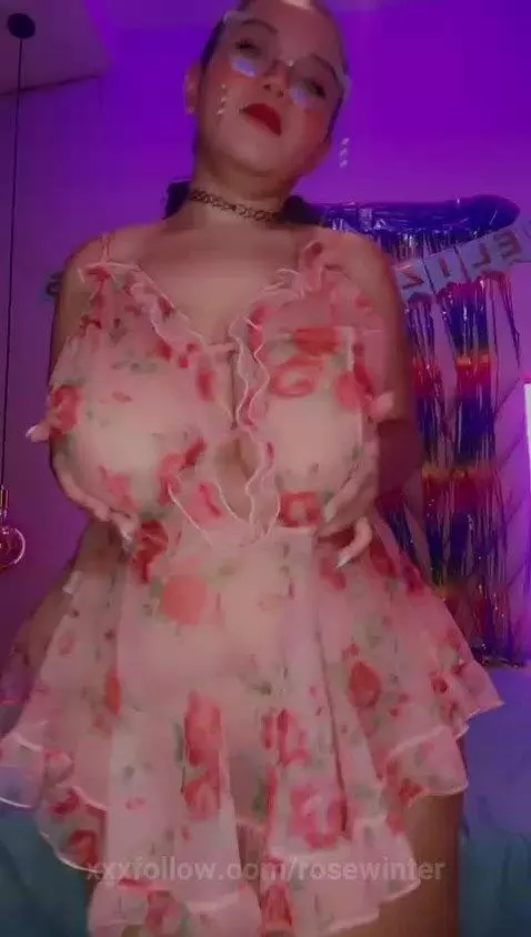 Birthday kisses, naughty wishes… let’s make this celebration... by rosewinter