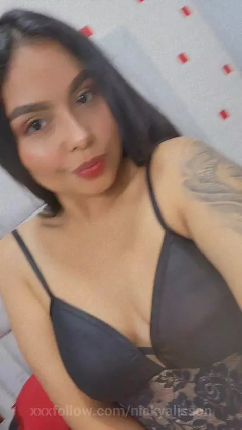 😘 by nickyalisson