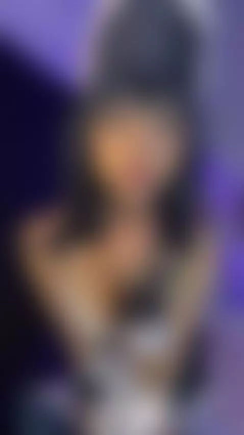 ¿Necesitas una maid traviesa hoy? 💋 Mira cómo te obedezco...... by monxsse