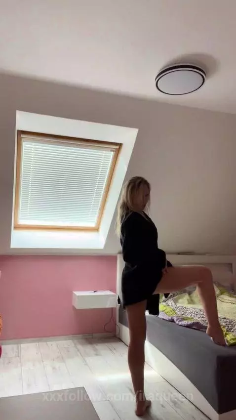 hornymilf, striptease, stepmom by iraqueen