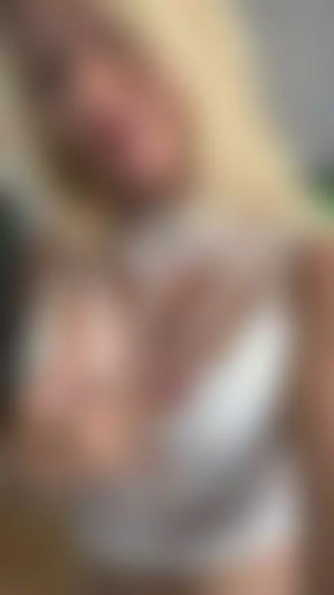 petitegirl, sexygirl, sexymilf by iraqueen