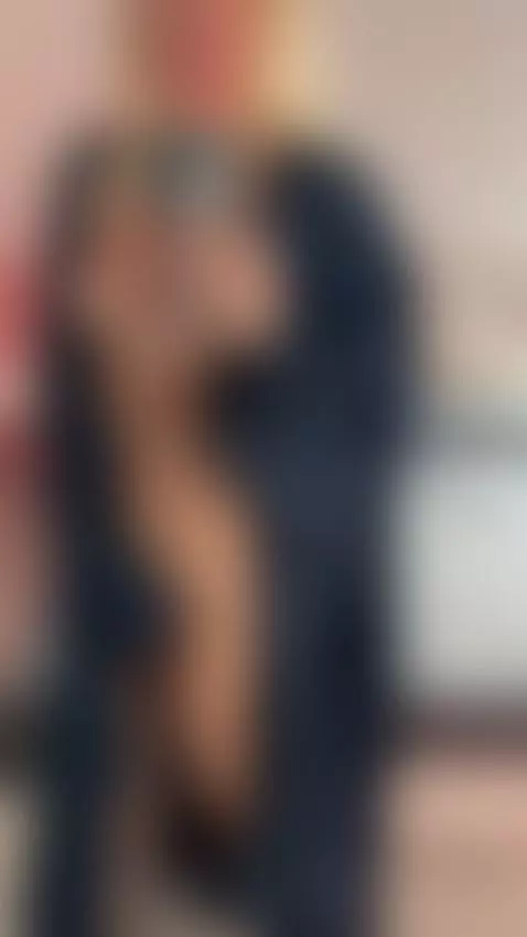 iphone, blonde, mature by iraqueen