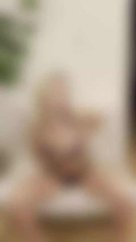 milf, gonewild, boobies by iraqueen