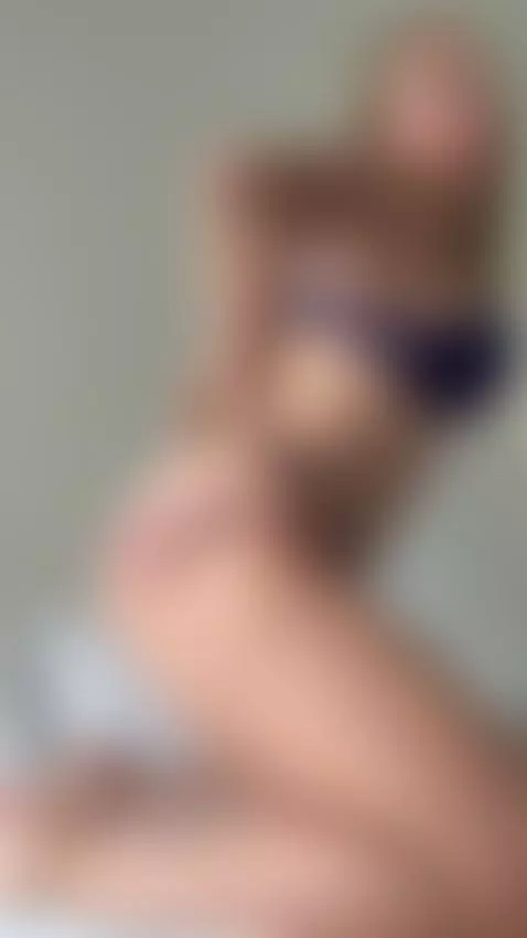 bikini, hotwife, milf by iraqueen