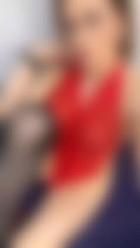 can yo see  im wearing on my nipples 🤭💥 by daianagrey