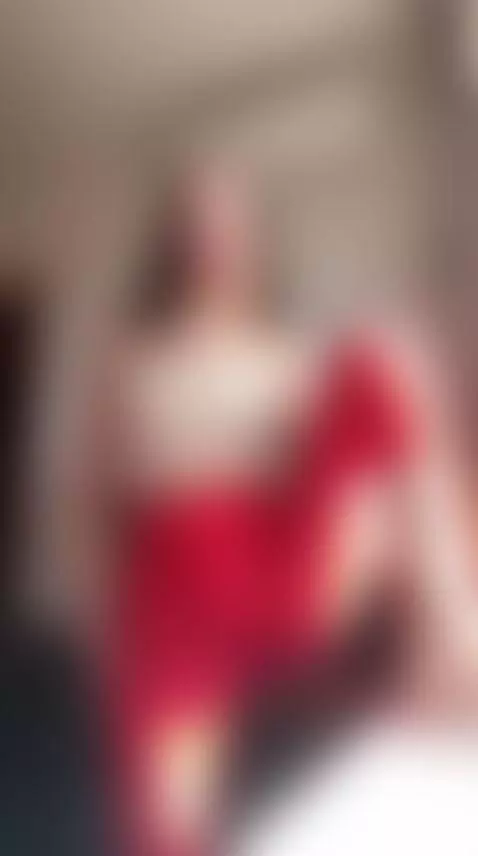 I know what you’re doing while looking at me. Pathetic by holyharlott