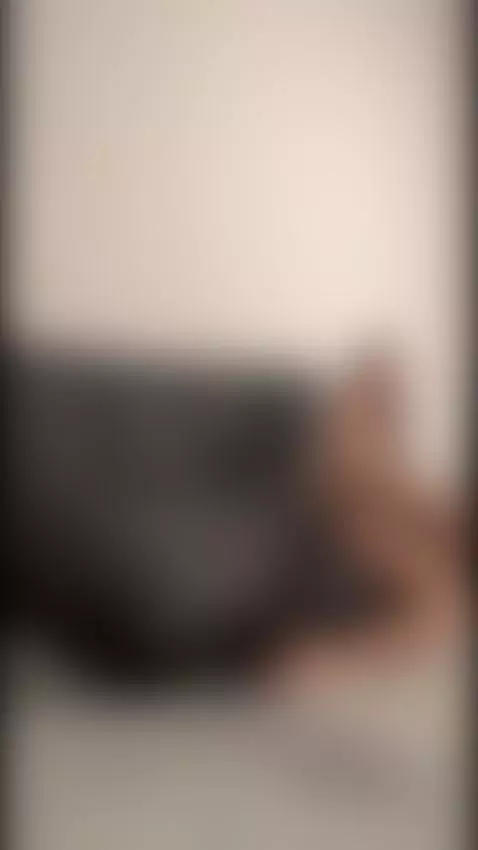 legs stretching by holyharlott