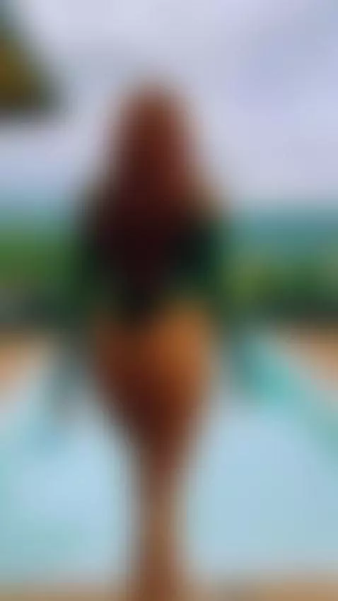 Guess my costum !! 👻 by scarletbenz