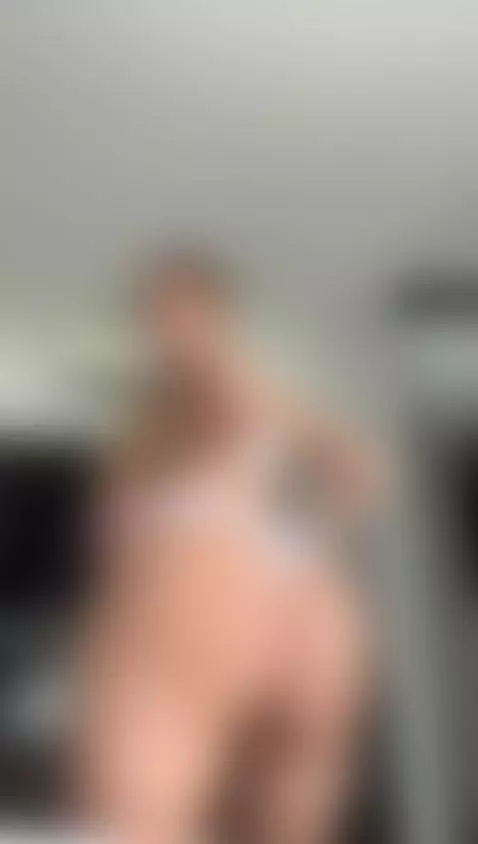 Twerk lessons by scarletbenz