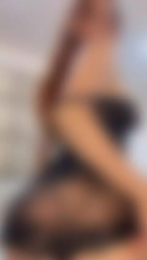 Spank me hun!! by alissonsavic