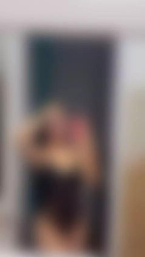 dancing so sexyyy by nicoleemartiinez