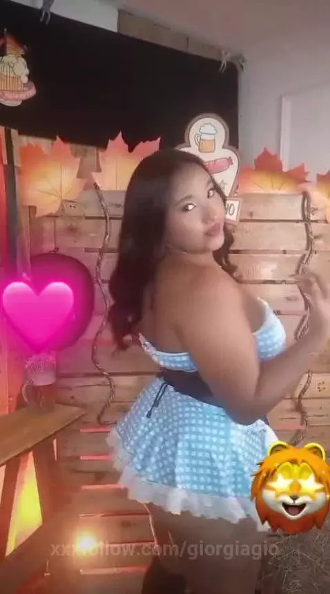 One deep look and I’m already naked in your mind… 👀💦 by giorgiagio