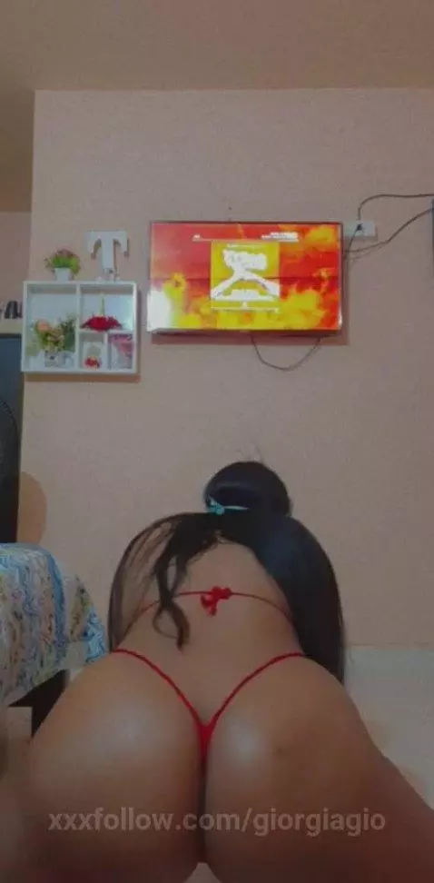 My ass wants your attention 🍑😈 by giorgiagio