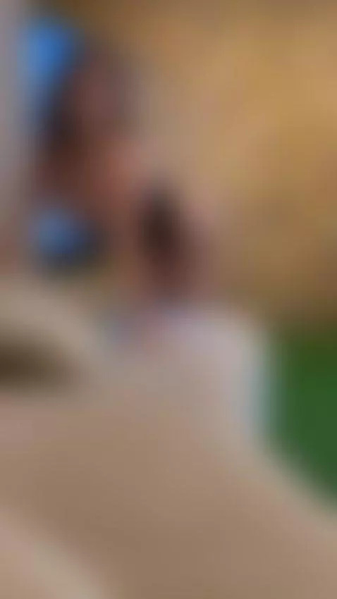 Hey guys! How was your night? Want to play a little? Let's b... by heidyjohns1