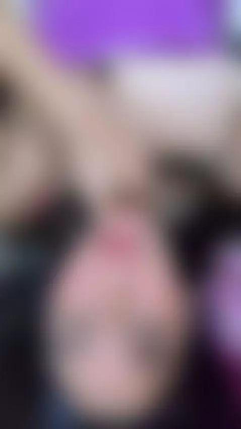 Si me sigues, te aviso: puede que no quieras soltarme 😉" / "... by sofitatoo