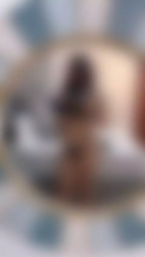 "Un video más, una tentación más... / One more video, one mo... by sofitatoo