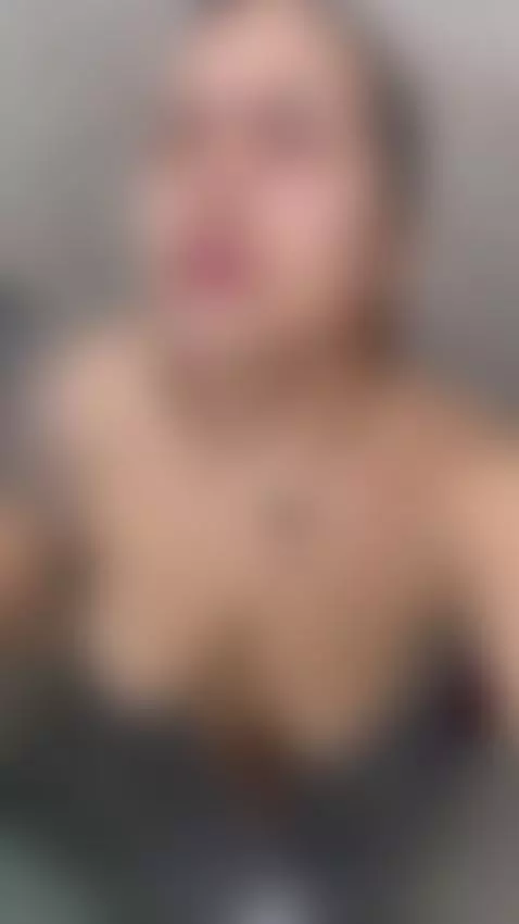 y si me acompañas? by katyablonding