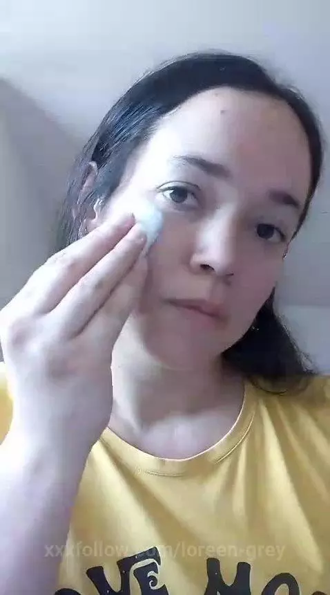 Lose yourself in my face 🤭 by loreen-grey