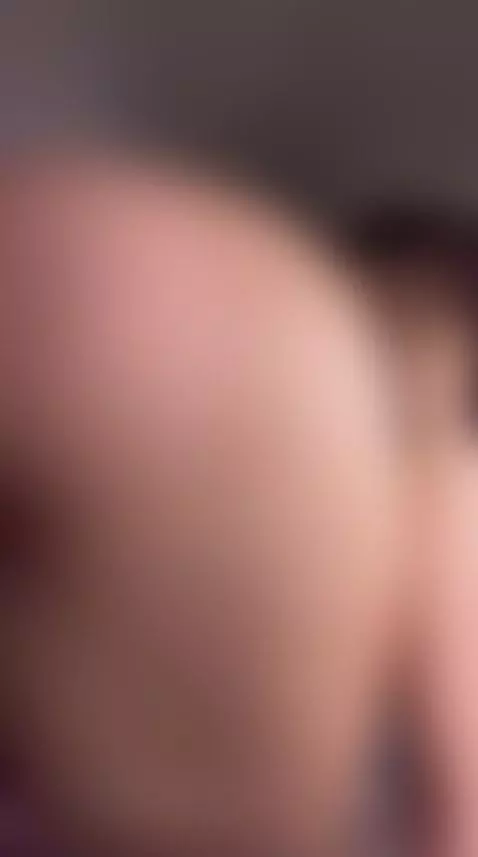 Is a secret by nikavelvet