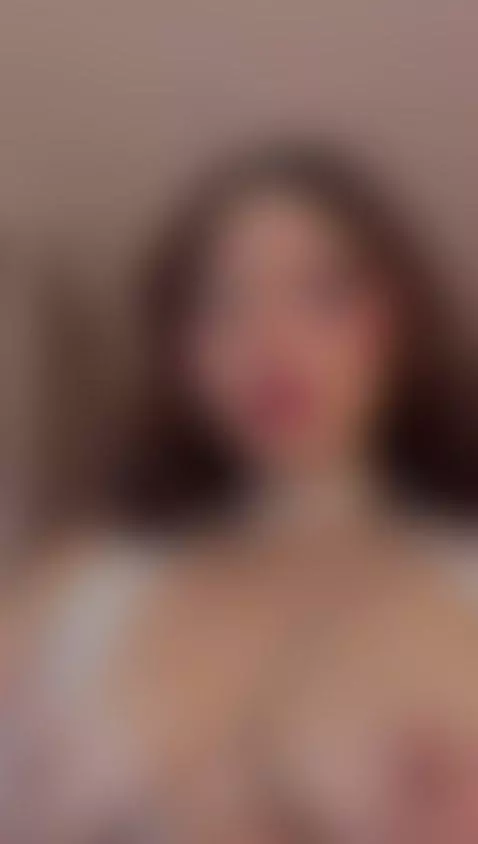 girl, 18, petite by nikavelvet