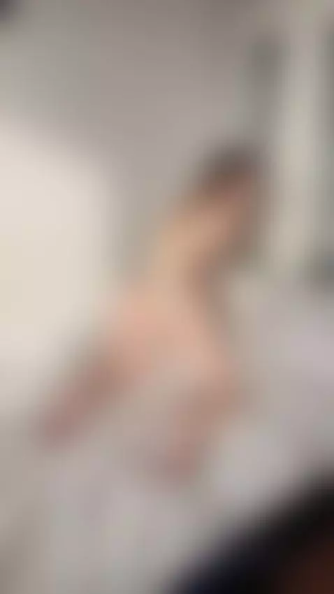 How would you rate my hot body by magicalevelynn