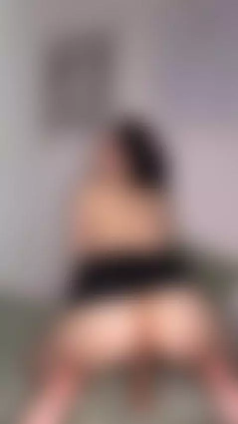 My sexy teen body is waiting for your touch by virginlily