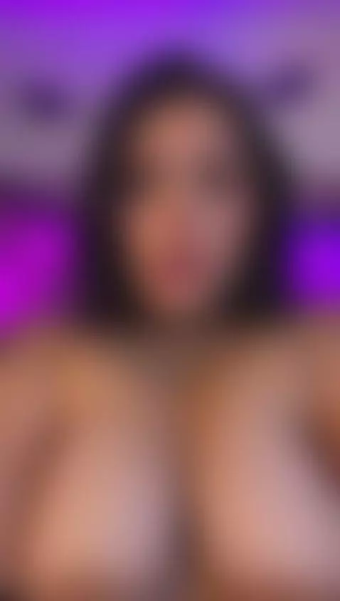 Kiss my breasts and make me moan with pleasure by emmamyles