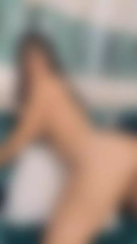 I in 4 and you in 2 ... Let's play now by juliaspencer69