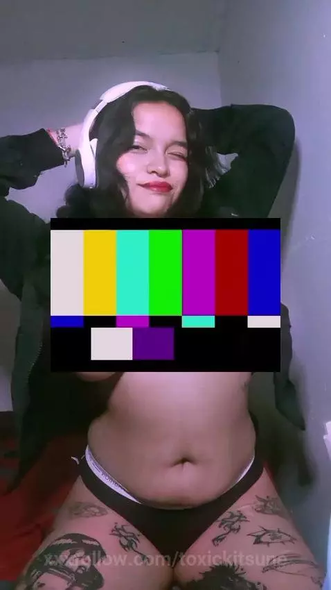 Run right now to my Fansly to see the full photoshoot with t... by toxickitsune