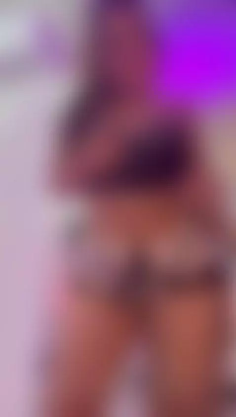 .... by gabithompson