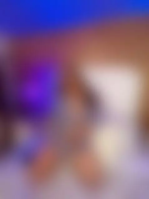 .... by gabithompson