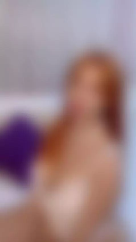 "I invite you to lose yourself in my body... and in my mind.... by skinnyoranges