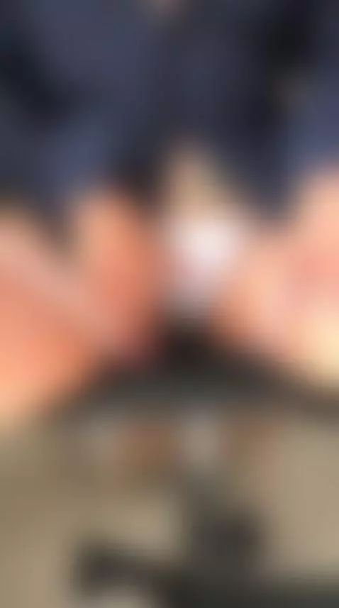 The secretary got really horny by froid-and-artemisa